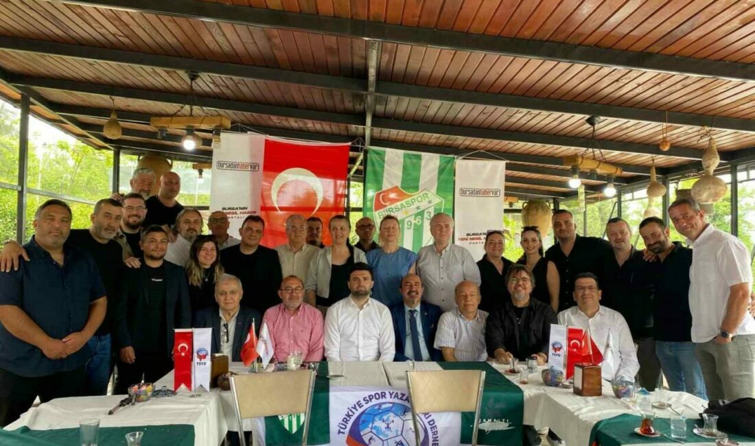 Bursaspor Başkanı Enes Çelik, transferde acele davranmadıklarını belirterek, “Titiz bir