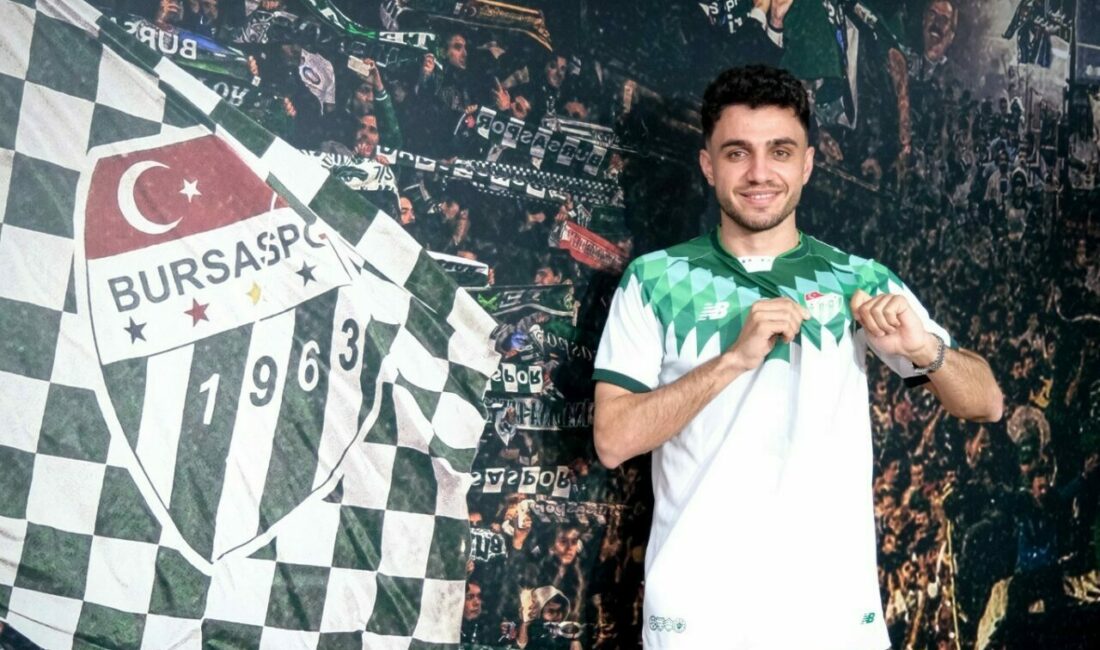 Bursaspor, 23 yaşındaki forvet Ertuğrul İdris Furat’ı resmen kadrosuna kattı.