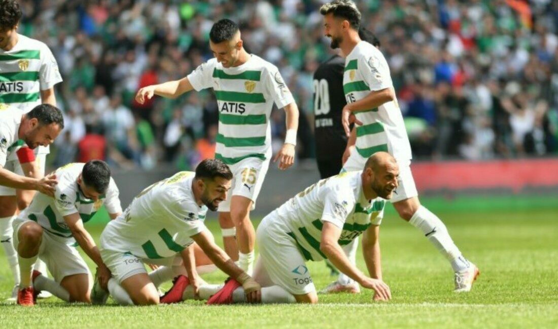 Bursaspor’dan tarihe geçen gol sezonu Önümüzdeki sezon TFF 2. Lig’de mücadele edecek Bursaspor, 2024/25 sezonunu