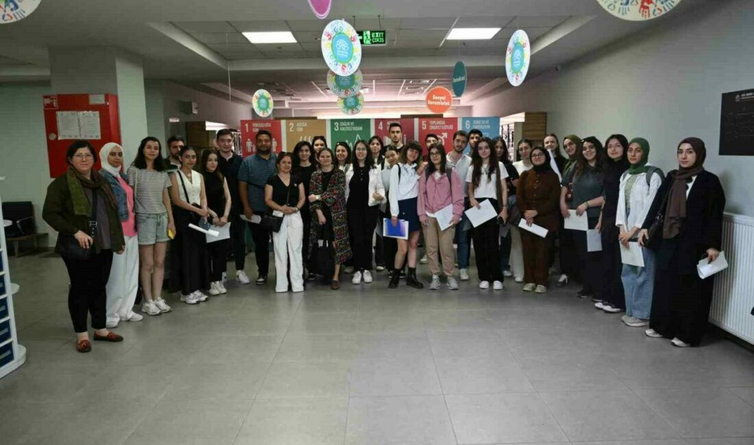 Bursa Büyükşehir Belediyesi, ’Sokaklar Dönüşüyor’ projesi kapsamında Nedim Öztan İlköğretim