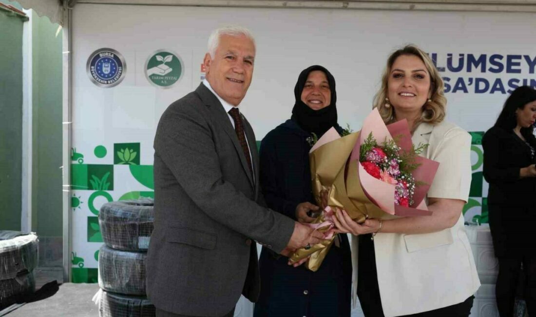 Büyükşehir’den Dünya Çiftçiler Günü’nde üreticilere destek Bursa Büyükşehir Belediyesi, 14 Mayıs Dünya Çiftçiler Günü’nde anlamlı bir
