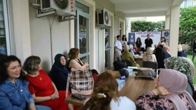 Bursa Büyükşehir Belediyesi, kadınların insan haklarına dair farkındalık kazanmasını sağlamak
