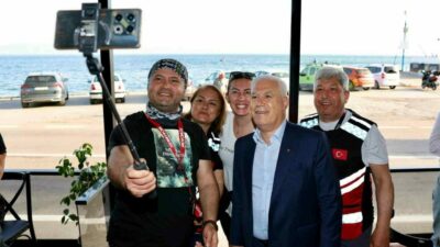 Bursa Büyükşehir Belediye Başkanı Mustafa Bozbey, Kurşunlu sahil yolunda yürütülen