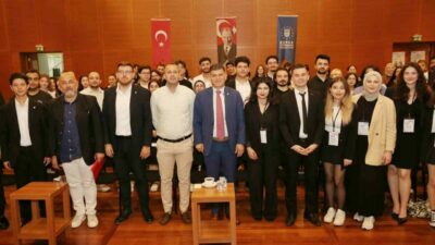 Bursa Büyükşehir Belediyesi Genel Sekreteri Doç. Dr. Ergül Halisçelik, AIESEC