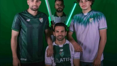 Bursaspor’un 2025-2026 sezonunda TFF 2. Lig’de giyeceği yeni sezon formaları,