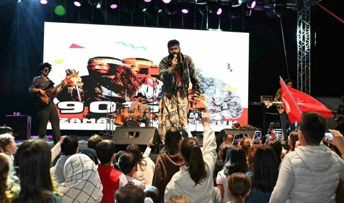 Gençlere gündüz yarışma, gece konser Yıldırım Belediyesi’nin, Gençlik Haftası ve 19 Mayıs Atatürk’ü Anma, Gençlik