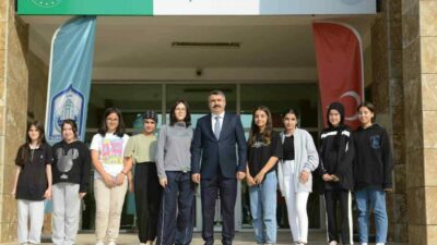 Bursa’da Yıldırım Belediyesi tarafından düzenlenen ve üç gün sürecek ‘Bursa