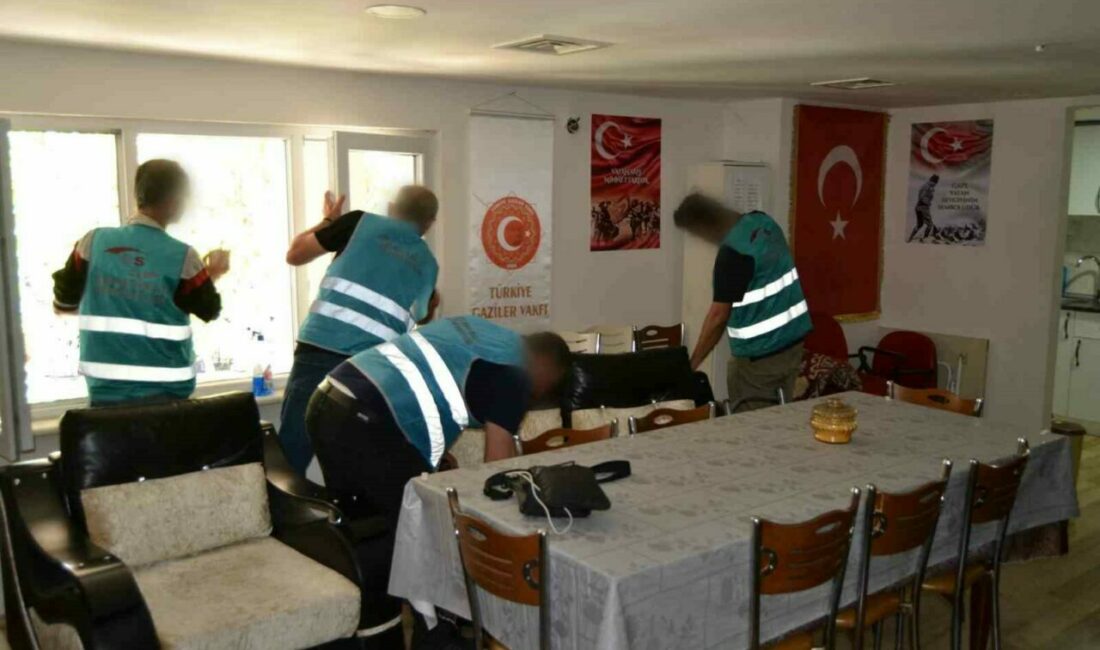 Hükümlülerden Şehit Aileleri Vakfı’nda temizlik desteği Bursa Cumhuriyet Başsavcılığı Denetimli Serbestlik Müdürlüğü tarafından yürütülen toplum yararına