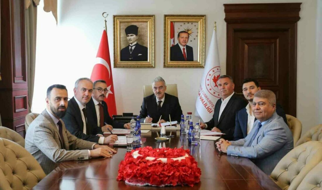 İnegöl’e yeni aile sağlığı merkezi kazandırılıyor Bursa Valisi Erol Ayyıldız, İnegöl ilçesi Sinanbey Mahallesi’nde yapımı Selçuk