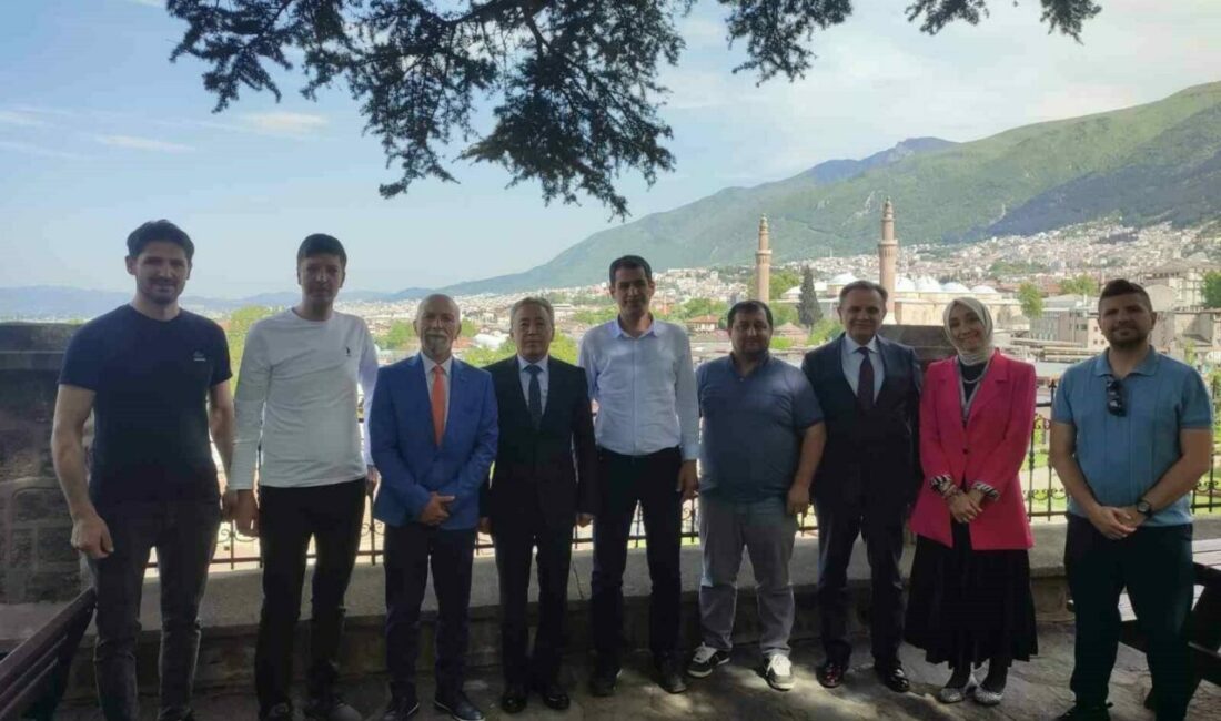 Kaçak rehberlere karşı işbirliği Türkiye genelindeki 13 rehber odasının Genel Başkanı Abdulkadir Tanrıdağlı, Bursa