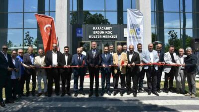 Karacabey Belediyesi’nin ev sahipliğinde ilk kez düzenlenen Kitap Fuarı, 12-17