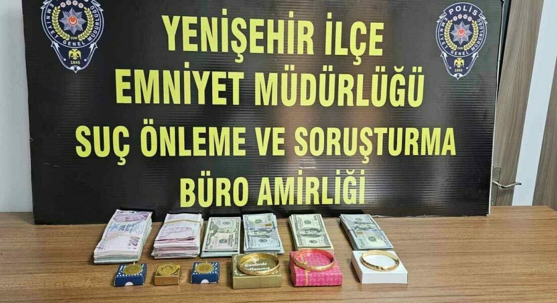 Bursa’nın Yenişehir ilçesinde, kocasının memlekete dönme isteğini engellemek için altınları