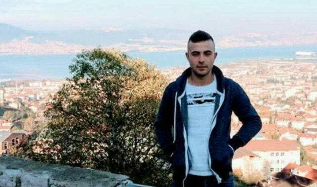 Bursa’nın İnegöl ilçesinde köstebek tabancasını kurmak istediği sırada patlayan saçmaların