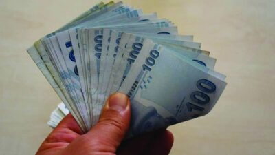 Emeklinin aklında tek soru var. En düşük maaş ne kadar