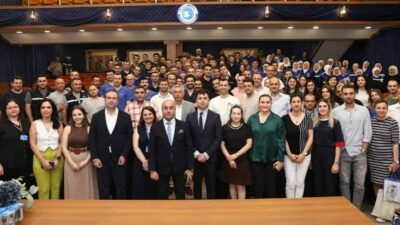 Nilüfer Belediyesi’nin “2025 Yılın Yazarı Rıfat Ilgaz” etkinlikleri kapsamında oyuncu