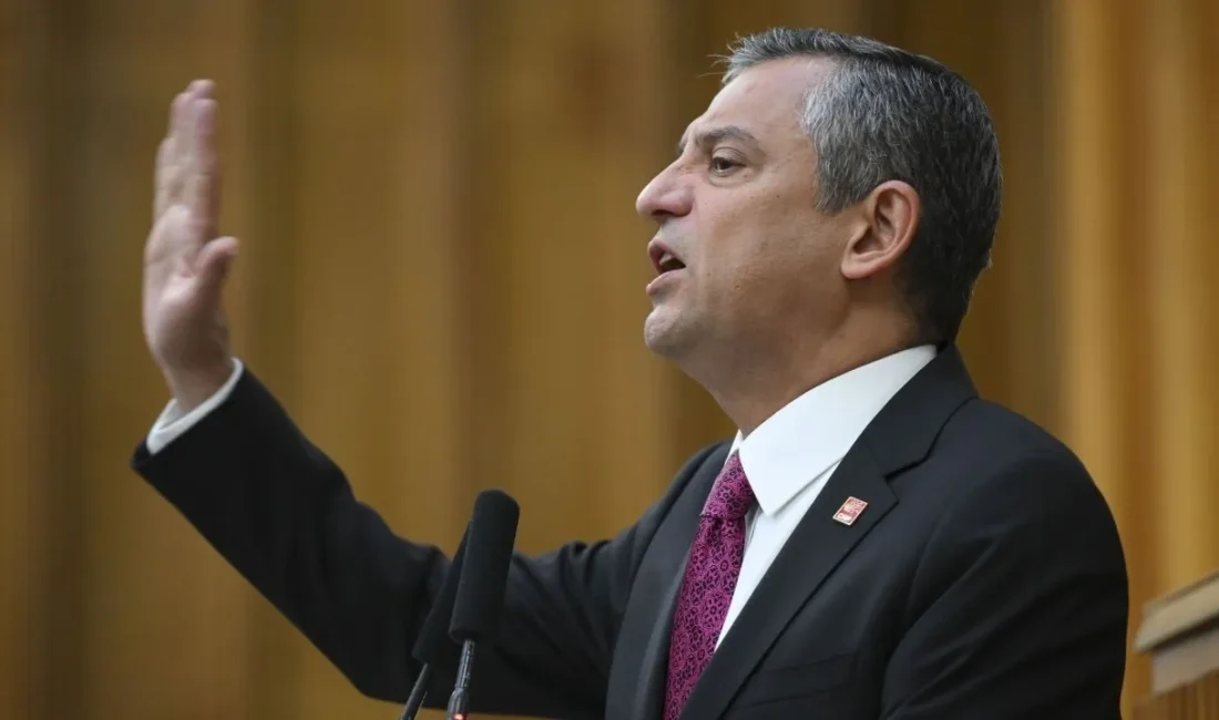 CHP Genel Başkanı Özgür Özel, partisinin grup toplantısında İBB soruşturmaları,