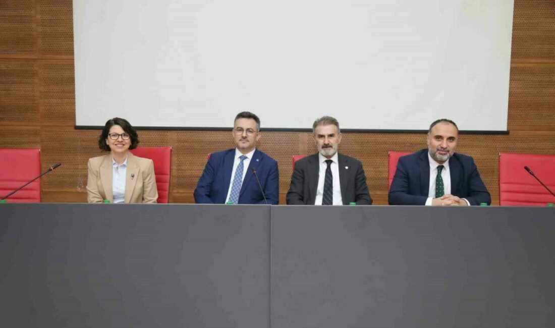 Bursa Teknik Üniversitesinde, Rektör Prof. Dr. Naci Çağlar ve BTÜ