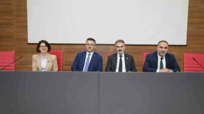 Bursa Teknik Üniversitesinde, Rektör Prof. Dr. Naci Çağlar ve BTÜ