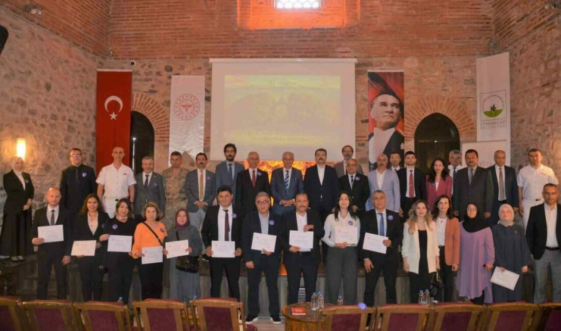 Sigarayı bırakana sertifika verildi Bursa İl Sağlık Müdürlüğü, toplumdaki bireyleri tütün kullanımının zararlarından korumak