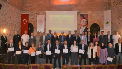 Bursa İl Sağlık Müdürlüğü, toplumdaki bireyleri tütün kullanımının zararlarından korumak