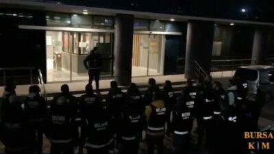 Bursa’da Kaçakçılık ve Organize Suçlarla Mücadele Şube Müdürlüğü (KOM) ekipleri,