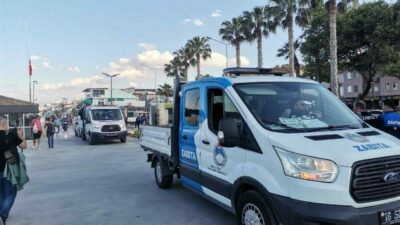 Bursa Büyükşehir Belediyesi zabıta ekipleri, Mudanya ilçesinde sahil bandında seyyar