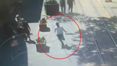 Bursa’da film sahnelerini aratmayan bir hırsızlık girişimi yaşandı. Telefon mağazasına