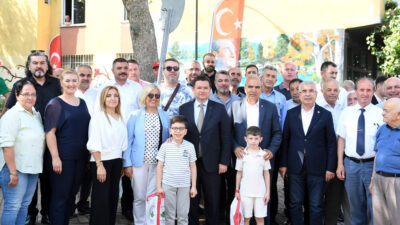 Osmangazililere en iyi hizmetleri sunabilmek adına mahalleleri tek tek gezen