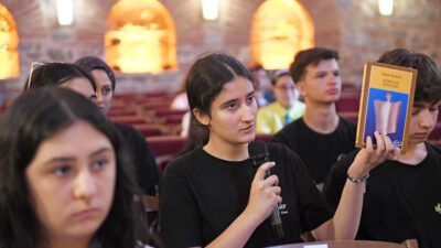 Osmangazi Belediyesi, Yılın Aydını Yaşar Kemal etkinlikleri kapsamında liseli öğrencilere
