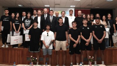 Osmangazi Belediyesi’nin ilçedeki basketbol sahalarını güzelleştirmek adına Zeki Müren Güzel