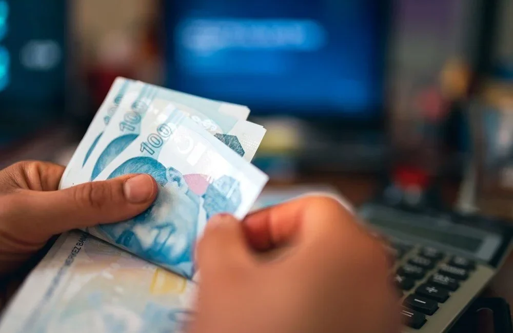 AK Parti, halen 14 bin 469 lira olan en düşük