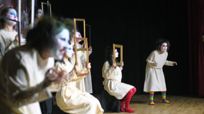 Osmangazi Belediyesi’nin Mayıs ayı kültür sanat etkinlikleri kapsamında ‘Hiç Kimsenin