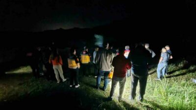 Bursa’da tekneyle gölete açılan 4 arkadaş, teknenin alabora olmasıyla beraber