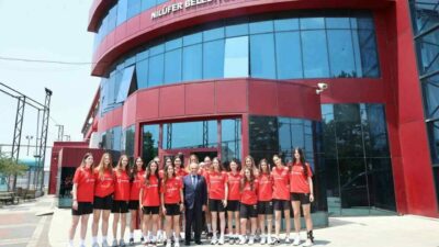 Nilüfer Belediyesi tesislerinde Balkan ve Avrupa Şampiyonası’na hazırlanan U16 Kız