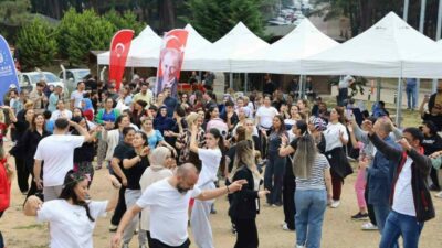 Büyükşehir Belediyesi tarafından düzenlenen Bursa Roman Şenliği ile Roman kültürünün