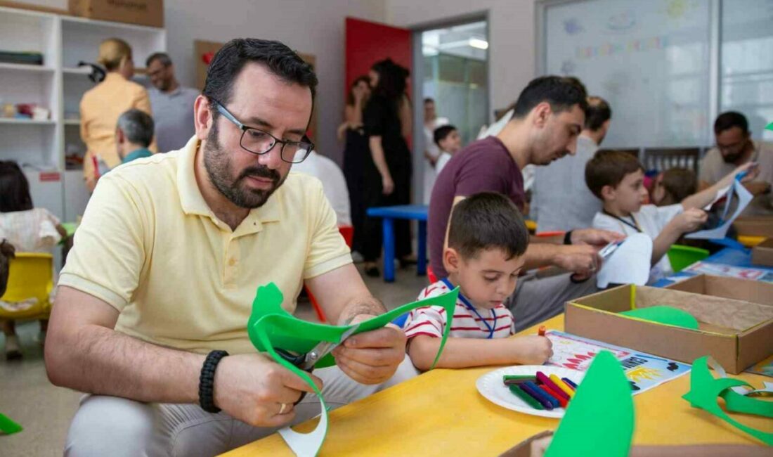 Bursa Yuvam’da ‘Babalar Günü’ne özel etkinlik Bursa Büyükşehir Belediyesi’nin ‘Bursa Yuvam Çocuk Eğitim Merkezleri’nde eğitim gören