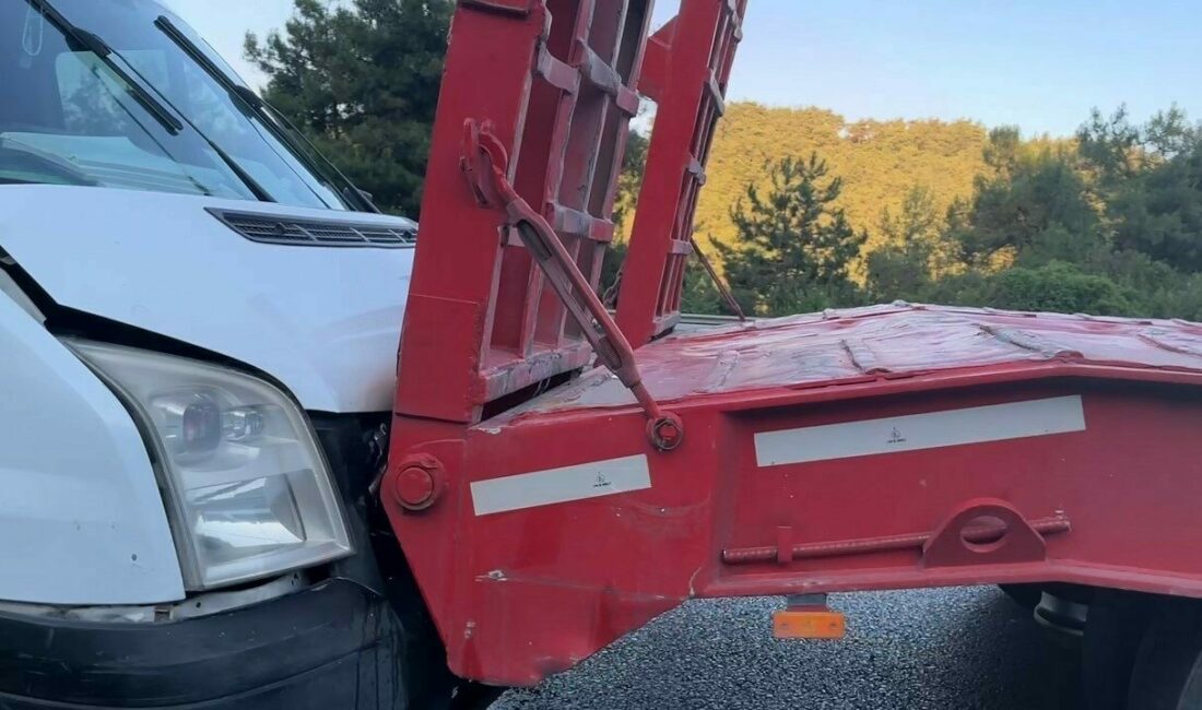 Bursa’nın Gemlik ilçesi Dürdane rampasında meydana gelen zincirleme trafik kazasında