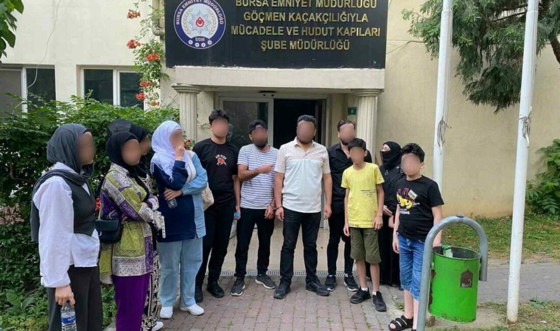 Bursa’da göçmen kaçakçılığına yönelik düzenlenen operasyonda, yasa dışı yollarla ülkeye