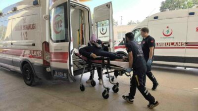 Bursa’nın İnegöl ilçesinde iki otomobilin çarpıştığı kazada 4 kişi yaralandı.