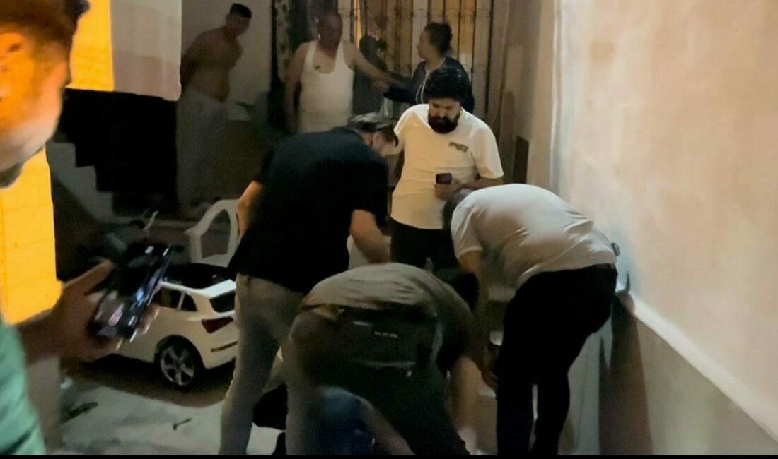 Bursa’da “yaralama” suçundan hakkında hapis cezası bulunan zanlı, polis ekiplerinin