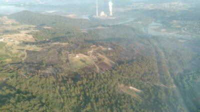 Bursa’nın Orhaneli ilçesinde yaklaşık 20 saat önce yükselen alevler, 400