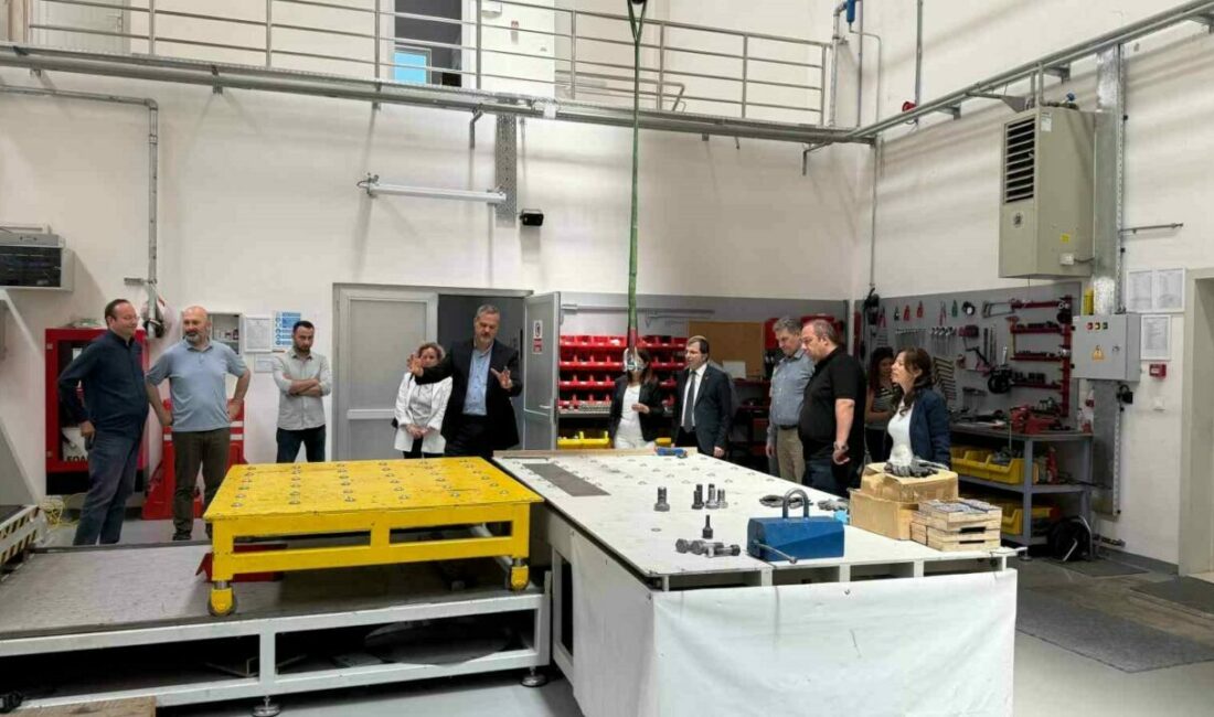 Bursa’dan Eskişehir’e teknik inceleme Bursa’nın daha dirençli bir kent olması için çalışmalarını sürdüren Büyükşehir