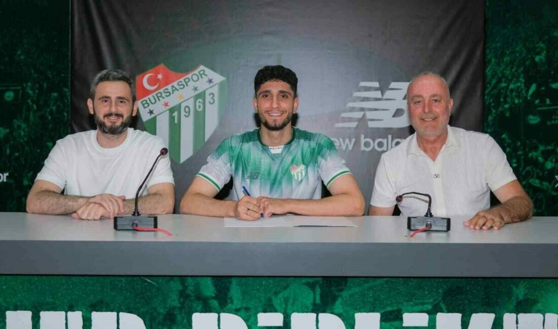 Bursaspor, Emrehan Gedikli ile sözleşme imzaladı Bursaspor, Bayer Leverkusen altyapısında yetişen genç forvet Emrehan Gedikli ile