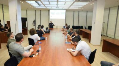 Bursa Büyükşehir Belediyesi bünyesinde personelin gönüllü katılımıyla kurulan Bursa Acil