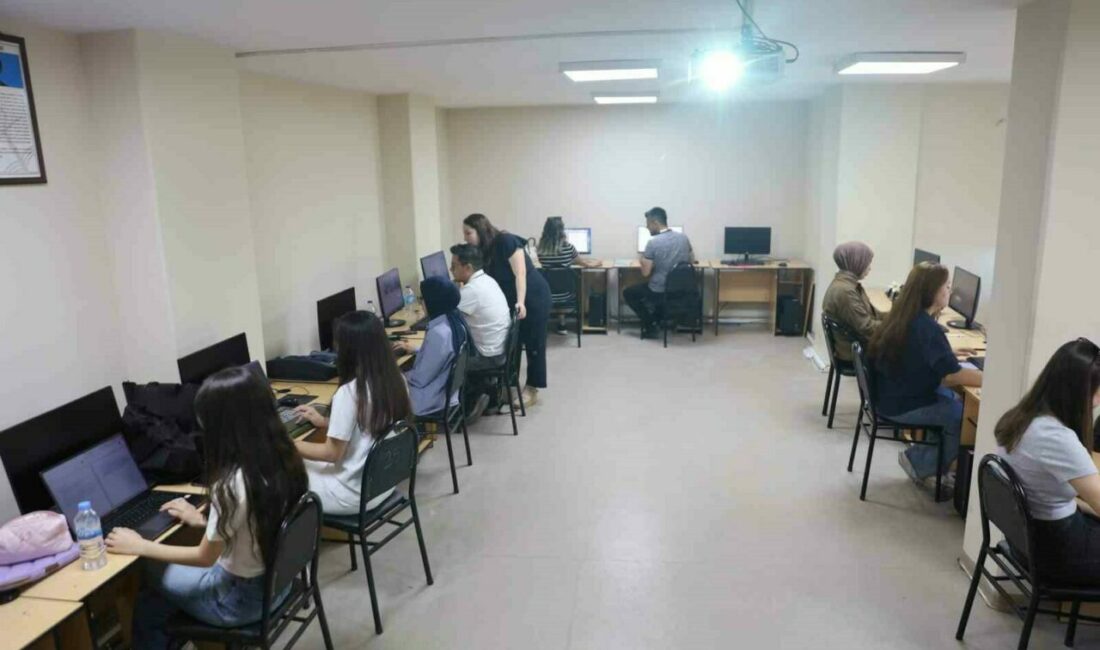 Bursa Büyükşehir Belediyesi, Bursa İş Ofisi aracılığıyla düzenlediği ‘Çocuk bakım