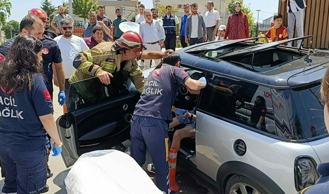 Bursa’nın İnegöl ilçesinde direksiyon başında epilepsi nöbeti geçiren sürücü bariyerlere