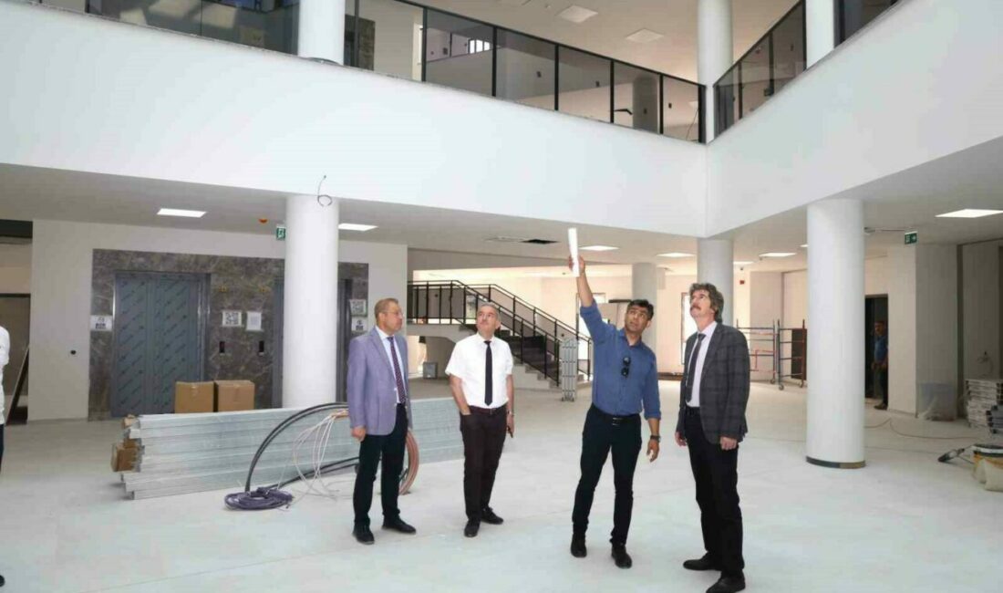 Diş Hekimliği Fakültesi binası açılış için gün sayıyor Bursa Uludağ Üniversitesi’nde (BUÜ), 2022 yılında temeli atılan ve tamamı