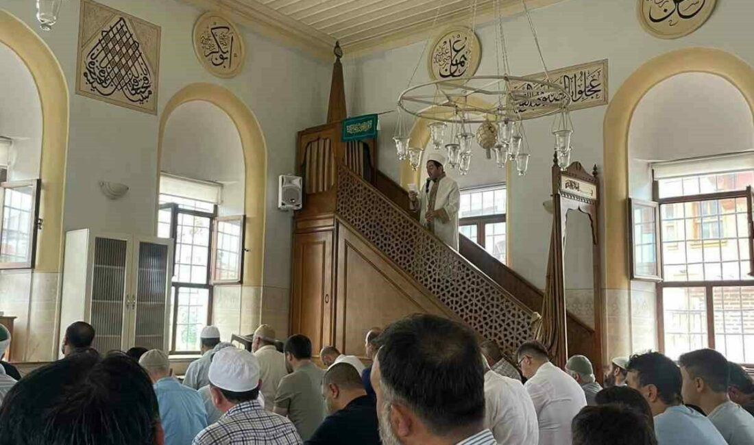 Diyanetten ’düğünde israf ve abartı’ hutbesi Diyanet İşleri Başkanlığı’nın bu haftaki cuma hutbesinin konusu düğün merasimlerinde