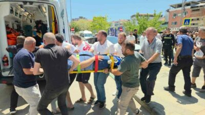 Bursa’nın Orhangazi ilçesinde sürücünün fren yerine gaza basması sonucu kaldırıma