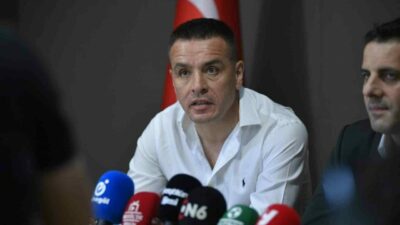 İnegölspor, teknik direktör İsmail Güldüren ile 3 yıllık sözleşme imzaladı.